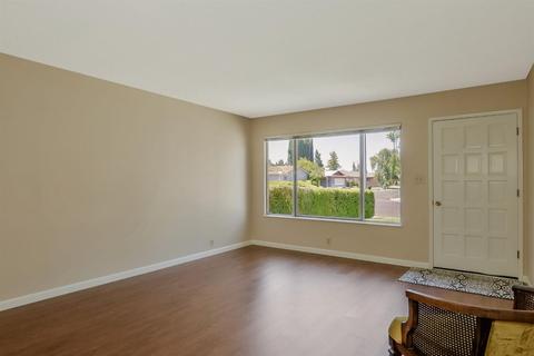 720 S Wilma Ave, Ripon, CA 95366 photo 7