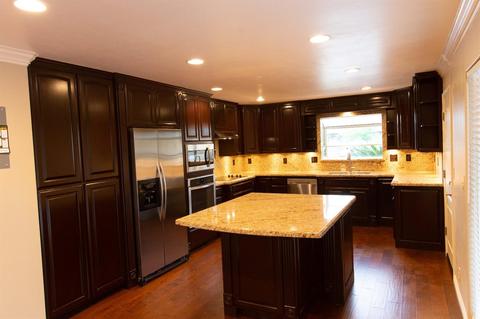 904 Meadowood Dr, Modesto, CA 95355 photo 8
