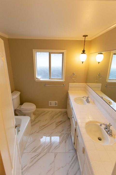 904 Meadowood Dr, Modesto, CA 95355 photo 19