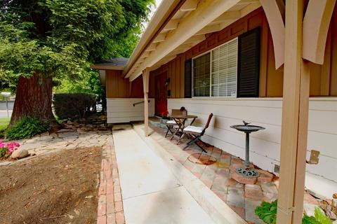 6258 Oak Park Ct, Carmichael, CA 95608 photo 4