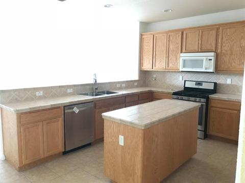 9015 Tee Box Ct, Patterson, CA 95363 photo 9