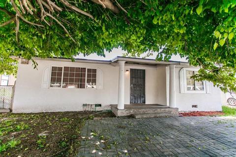 1220 Eugene Ave, Modesto, CA 95351 photo 1