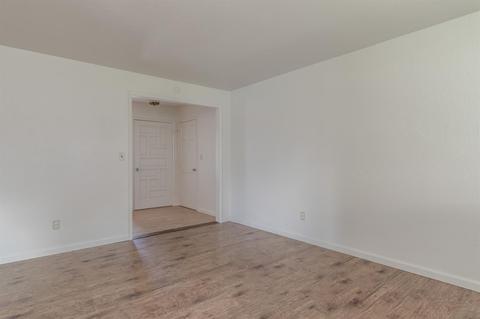 2032 Sweetwater Dr, Modesto, CA 95355 photo 5