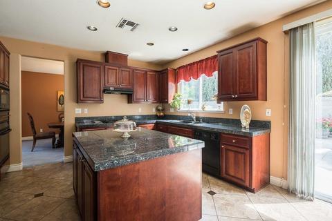 4104 Loire Ct, Modesto, CA 95356 photo 5