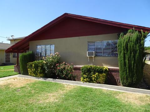 121 Starr Ave, Turlock, CA 95380 photo 4