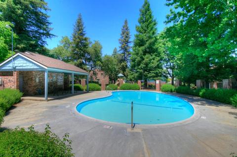 3951 Oak Villa Cir, Carmichael, CA 95608 photo 24