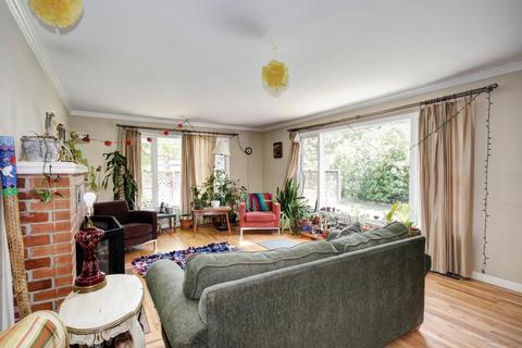 615 A St, Davis, CA 95616 photo 9