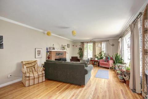 615 A St, Davis, CA 95616 photo 7