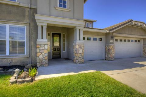 3232 Chandon Dr, Modesto, CA 95355 photo 2