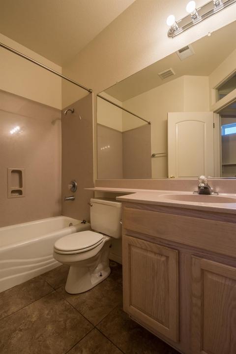 3232 Chandon Dr, Modesto, CA 95355 photo 18
