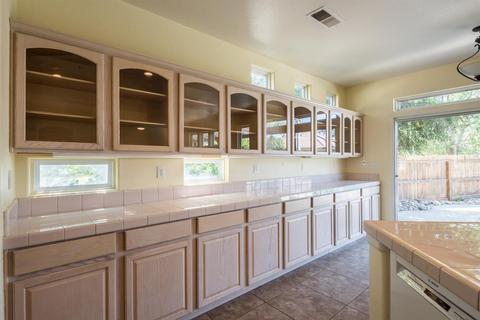 3232 Chandon Dr, Modesto, CA 95355 photo 14
