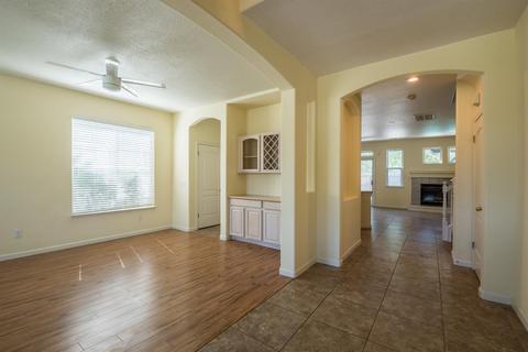 3232 Chandon Dr, Modesto, CA 95355 photo 4