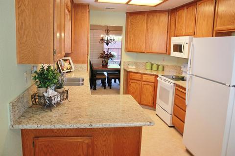 2505 Beatrice Ln, Modesto, CA 95355 photo 2