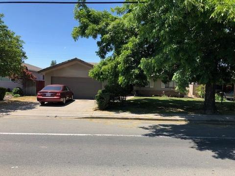 17 N Mills Ave, Lodi, CA 95242 photo 1