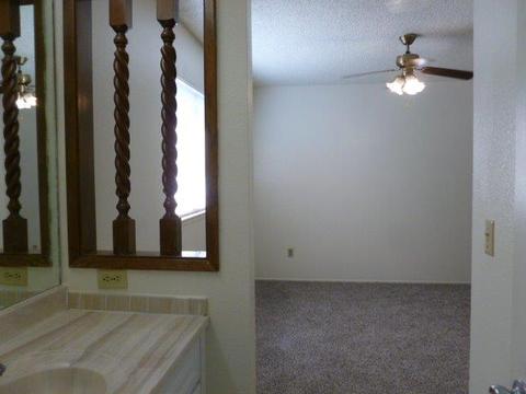 916 Pine Tree Ln, Modesto, CA 95351 photo 9