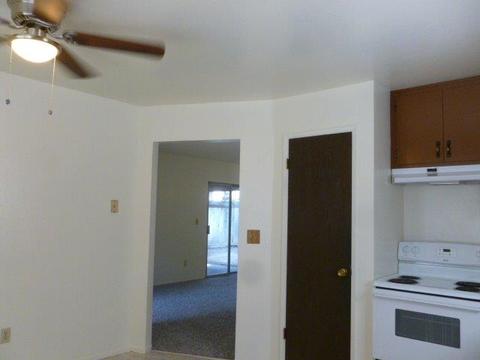 916 Pine Tree Ln, Modesto, CA 95351 photo 4