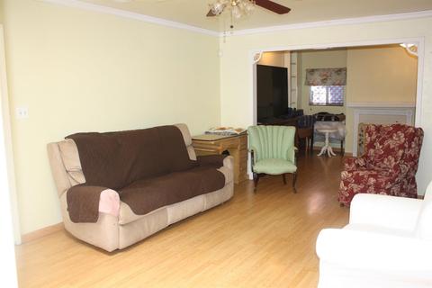 1021 Fish Dr, Modesto, CA 95351 photo 10