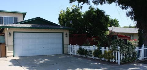 1021 Fish Dr, Modesto, CA 95351 photo 5
