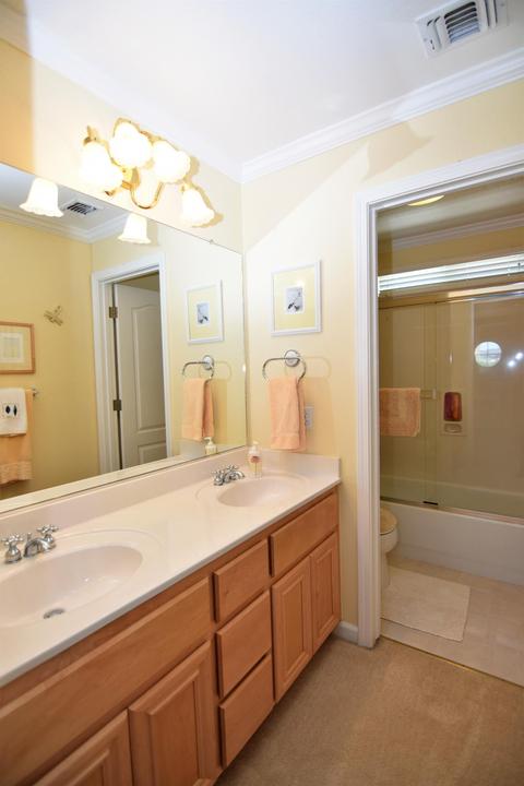 402 Memory Ln, Turlock, CA 95382 photo 21