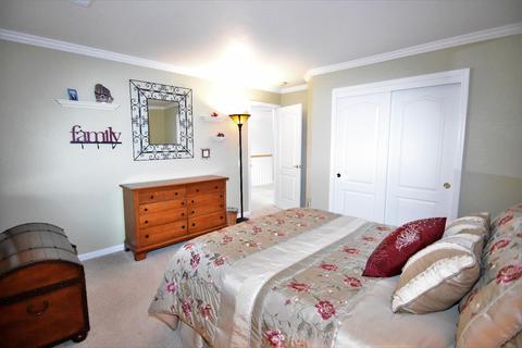 402 Memory Ln, Turlock, CA 95382 photo 22
