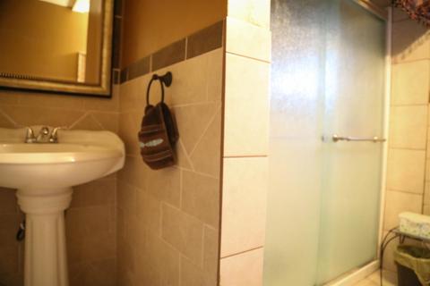 1704 Atlantic Dr, Modesto, CA 95358 photo 23
