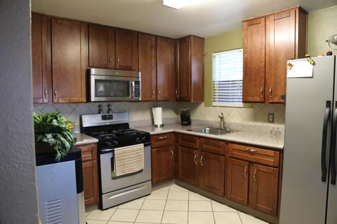 1704 Atlantic Dr, Modesto, CA 95358 photo 16