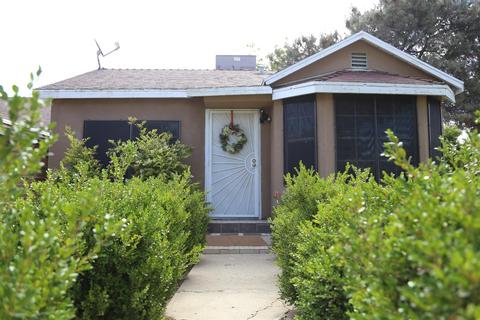 1704 Atlantic Dr, Modesto, CA 95358 photo 1