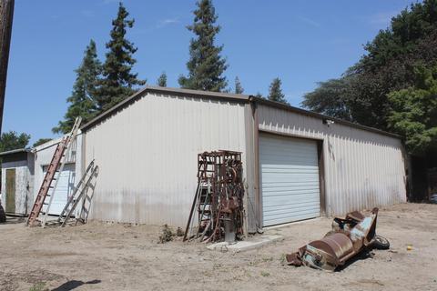 12997 Castle Rd, Manteca, CA 95336 photo 3