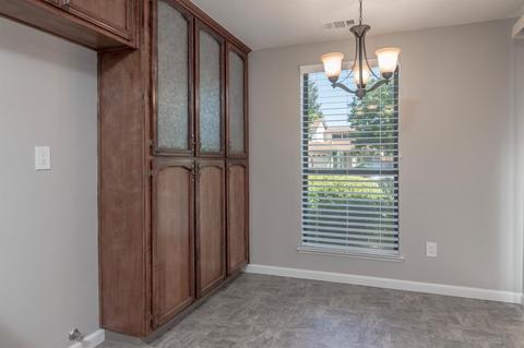 2436 Manor Oak Dr, Modesto, CA 95355 photo 9