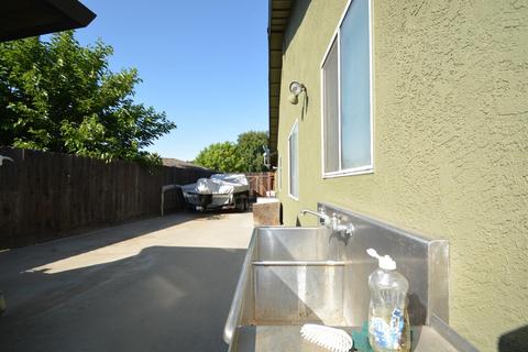 1630 Phil Way, Modesto, CA 95351 photo 23