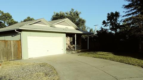 418 Matthew, Lodi, CA 95240 photo 2