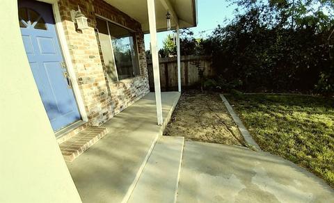 418 Matthew, Lodi, CA 95240 photo 3