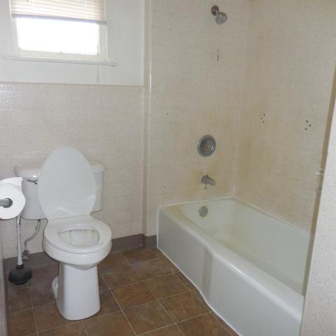 244 Laurel Ave, Gustine, CA 95322 photo 7
