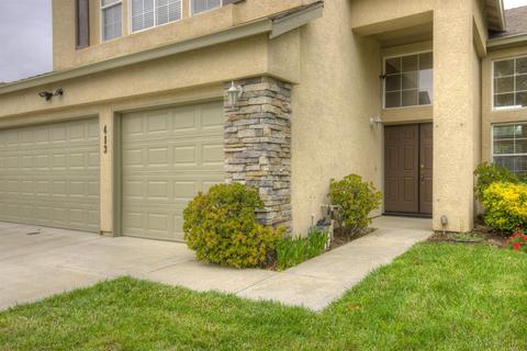 413 Montclair Ln, Tracy, CA 95376 photo 2