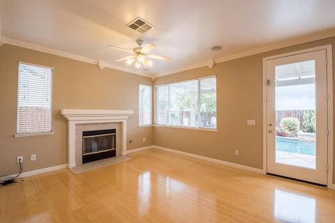 413 Montclair Ln, Tracy, CA 95376 photo 7