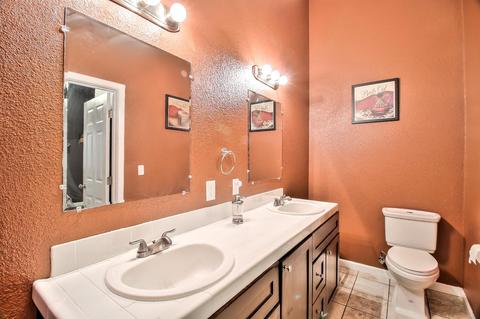 211 W E St, Galt, CA 95632 photo 29