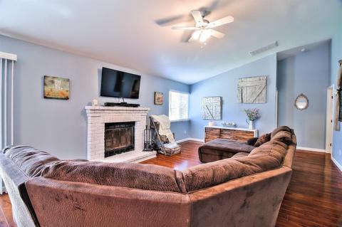 211 W E St, Galt, CA 95632 photo 10