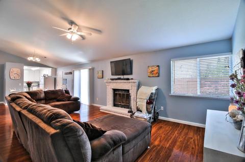 211 W E St, Galt, CA 95632 photo 12