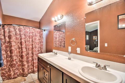211 W E St, Galt, CA 95632 photo 30
