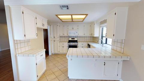 352 Lancaster Dr, Manteca, CA 95336 photo 6