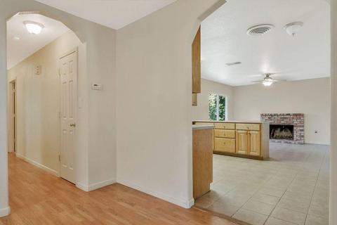 1413 Solano Cir, Modesto, CA 95355 photo 9