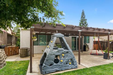 109 Farham Dr, Folsom, CA 95630 photo 31