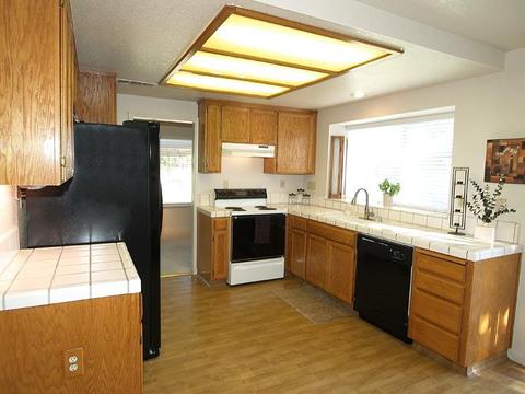 1644 Fantasy Ct, Modesto, CA 95351 photo 10