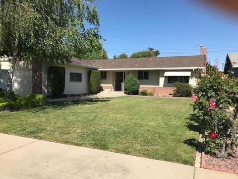 130 Benson Dr, Lodi, CA 95242 photo 1