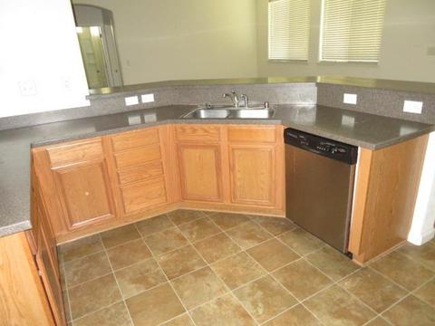 316 Craftsman Dr, Lathrop, CA 95330 photo 8