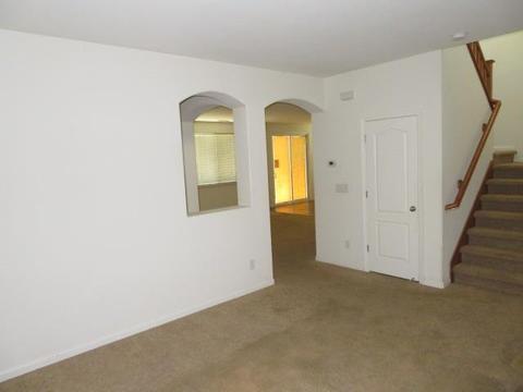 316 Craftsman Dr, Lathrop, CA 95330 photo 3