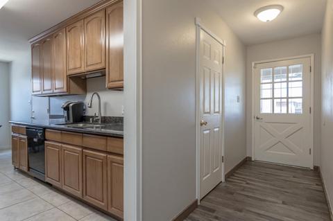 1647 David Dr, Escalon, CA 95320 photo 5