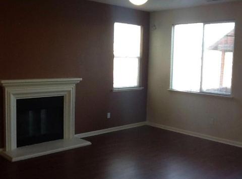 1424 Garold Ln, Manteca, CA 95337 photo 2