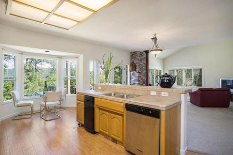 13407 Capitol Dr, Grass Valley, CA 95945 photo 11