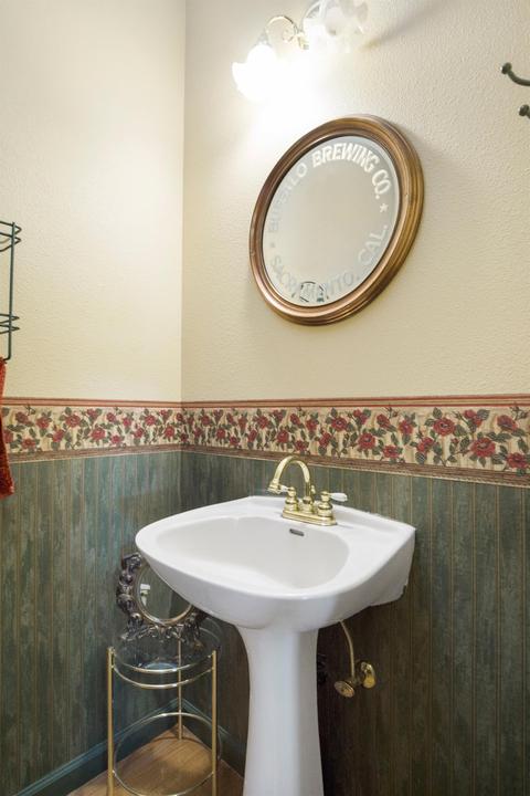 13407 Capitol Dr, Grass Valley, CA 95945 photo 15